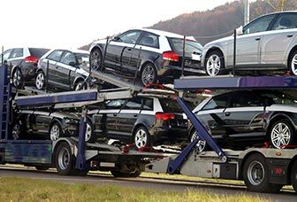 an image of a Car shipping truck and trailer in the U.S.A